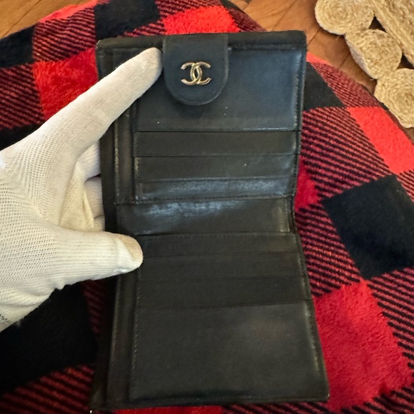 CHANEL Bicolore Quilted CC Logo Lambskin Bifold Wallet/ - Picture 10 of 17
